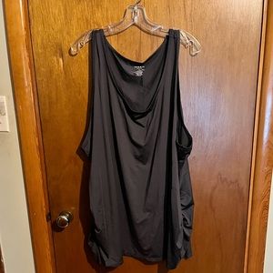 Torrid active tank size 6